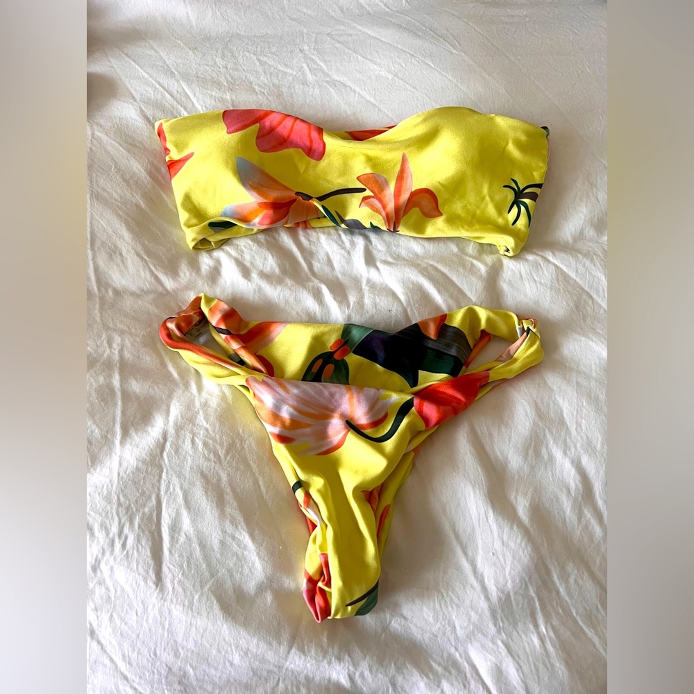 SHEIN swim bandeau bikini